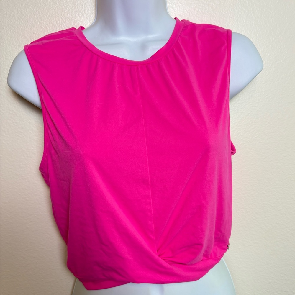 buff bunny twist front tank pink